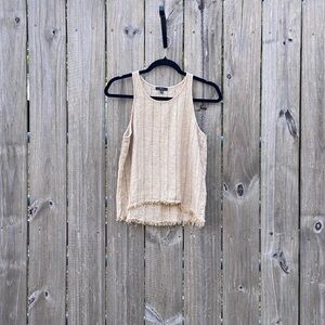 Drew tank top

Linen blend 

Small 

Beige with stripes